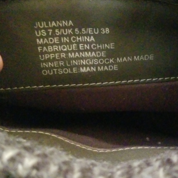 Boots - Picture 3 of 3